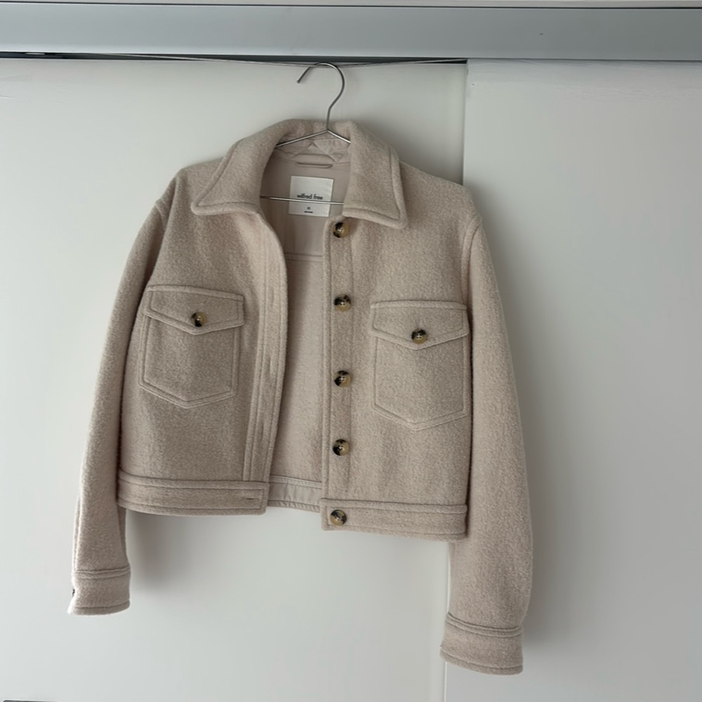 Aritzia cream jacket